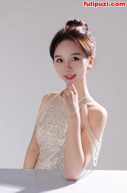 【摄影师】套路忽悠学生妹小姐姐私拍1~7部合集【35P+308V/30G】