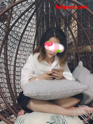 海角【英勇小钢炮】超强乱伦首发！ 屁股翅膀纹身！拿下骚逼大嫂射满骚逼外【1300P+41V/5.75G】