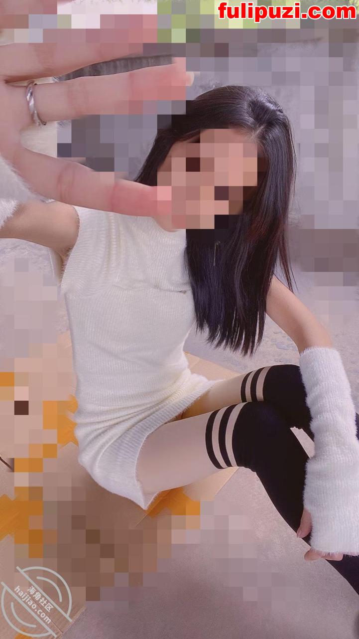 海角变态【三哥】亲妹堂妹邻家小妹全拿下 爆操高颜值大一亲妹妹边插边喷【339P+38V/4.23G】