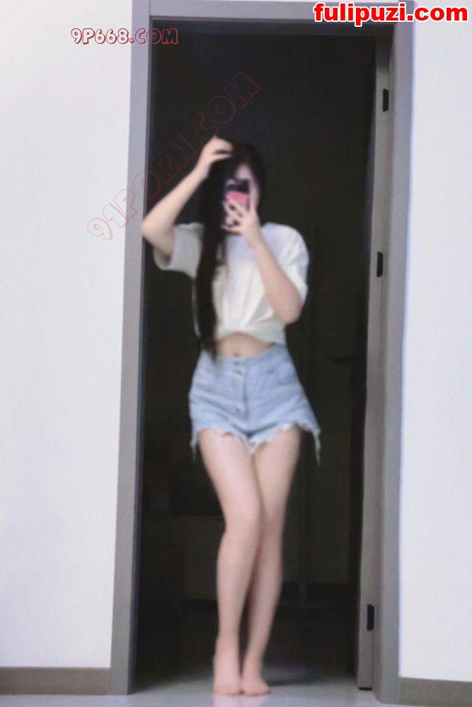91论坛95后已婚单女【muziya】福利帖合集 已婚女家中人前全裸m腿猫尾母狗式漏出【1063P/146M】