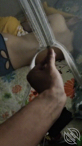 收费论坛超强乱伦首发！禽兽哥哥下药终于操了爱开灯裸睡的亲妹妹【28P+5V/268M】