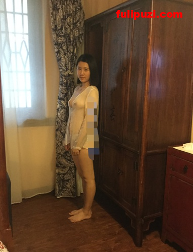 百度云泄密系列12-面相就很骚！大奶母狗王思琪玉男友性爱视图泄密【167P+2V/1.9G】