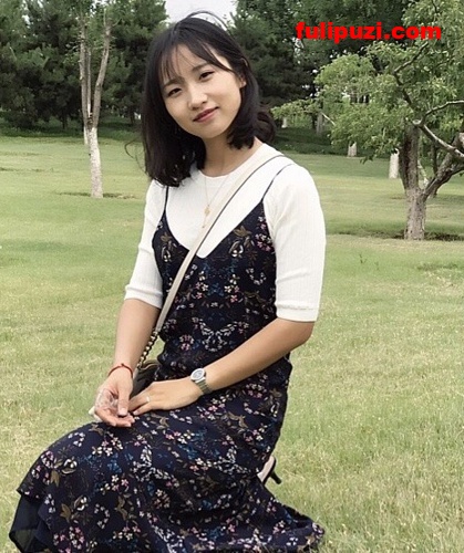 tumblr绝版系列：曾今的校花女神lrslut沦为大肚怀孕母狗【59P/12M】