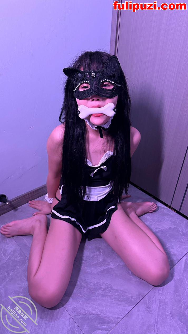 海角继父【我是奶气草莓】和女儿乱伦合集后续 女儿性感包臀裙塞上跳蛋户外露出野战【263P+10V/2.02G】