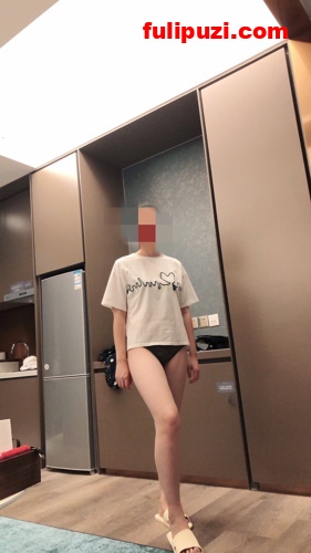 怀孕不忘掰穴发骚疯狂3P 成都骚货人妻【蜡笔小新】推特+论坛作品合集【1017P+21V/333M】