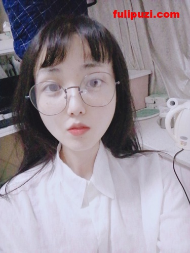 最后的绝唱！ P站越南极品嫩妹网红Ericahand福利自拍视频+图片大合集【630P+48V/11.5G】