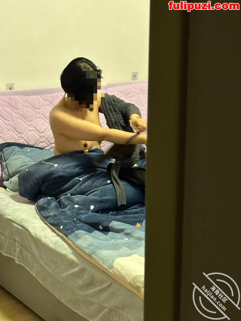 海角【爱妈不是罪】乱母计划 妈妈喝醉酒睡梦中被我干醒【91P+6V/324M】