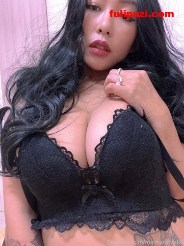 声音香酥入骨！Onlyfans极品巨乳网红何麦枒自拍福利合集【716P+54V+1PDF/3G】