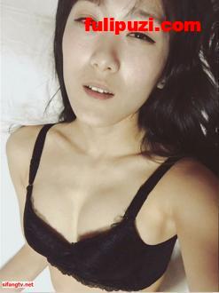 某重点高校校花级美女李穆轩遭渣男分手后曝光大尺度啪啪啪视频【17P+1V/775M】