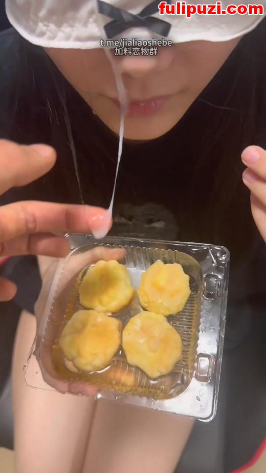 推特大神调教母狗堂妹九九吃各种精液食物口暴吞精SM调教合集【140V/81G】