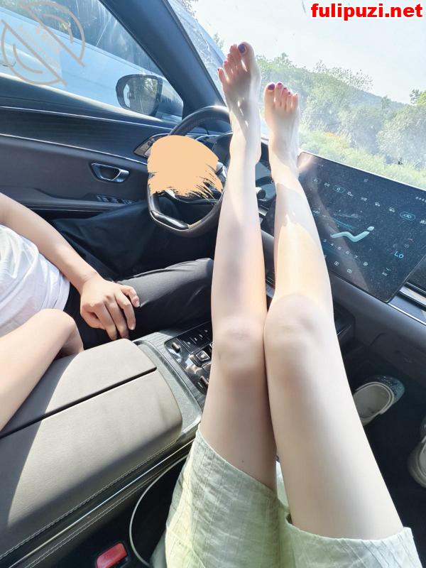 海角淫妻大神【我和娇妻的日常】后续3 带着老婆和闺蜜约上大哥4人狂欢 【96P+11V/1.91G】