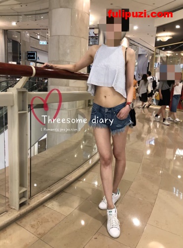 凸点露出、女女激吻热血沸腾！推特极品少妇Threesomediary大尺度日常私拍【325P+7V/102M】
