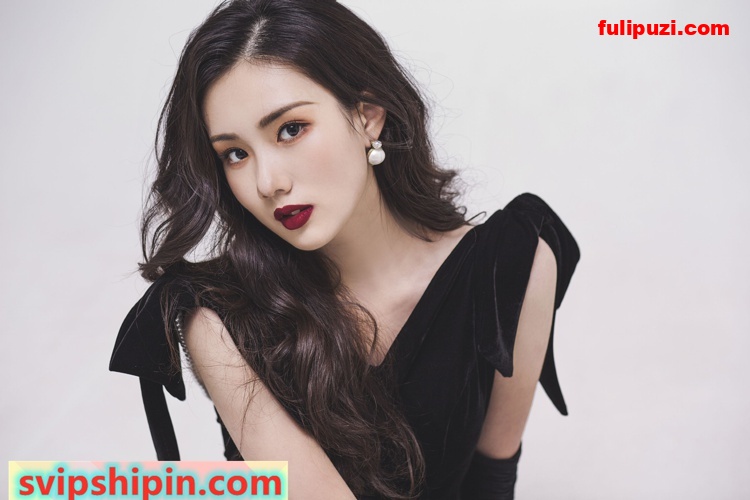 百度云高端泄极品女神&母狗 上海何珊珊与富二代男友啪啪视图流出【15P+1V/269M】
