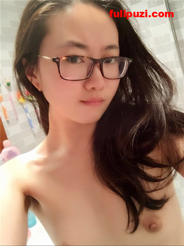 推特母狗反差良家72套打包合集 没有最骚只有更骚【6500P+73V/1.21G】