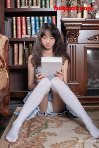 极品高颜值嫩妹模特西瓜少女（murmure）写真合集【2700P+4V/28G】