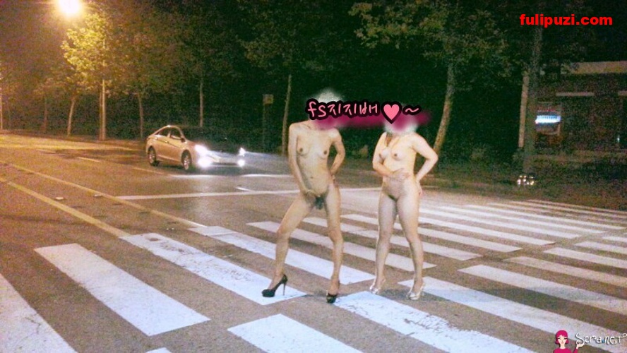 女人不愧是水做的！韩国人妻露出放尿！场面宛如瀑布急流堪称名场面【86P/10M】