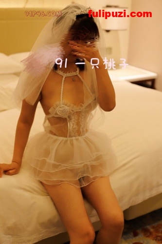 独家重磅首发！1000位91porn博主良家人妻自拍露出套图合集第1弹【48000P/8G】