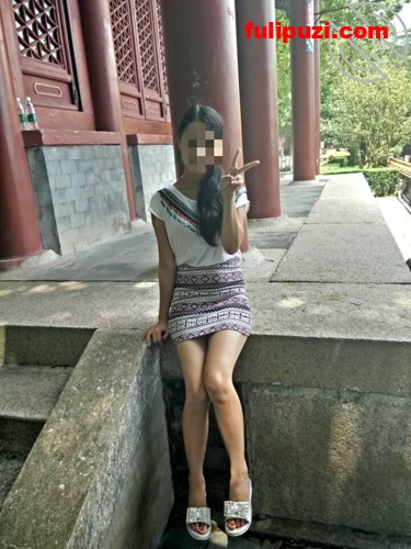 6年陪伴3年引导 海角大神终于让女儿成为自己的女人【72P+3V/211M】
