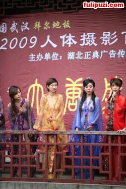 早期经典业余大尺度拍摄合集 成人车展人体摄影感叹还是以前尺度大【14000P/1.1G】