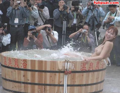 早期经典业余大尺度拍摄合集 成人车展人体摄影感叹还是以前尺度大【14000P/1.1G】