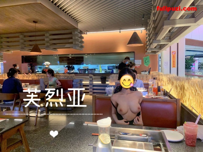 地铁座位全裸堪称神作! 推特大胸女神芙烈亚绝绝子露出作品合集【230P+8V/108M】