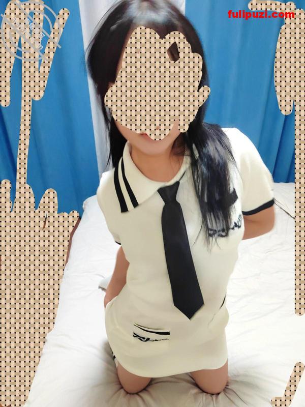 海角大神和罗莉女儿的乱伦生活后续 路上没忍住在山谷路边我内射了女儿【138P+13V/2.23G】