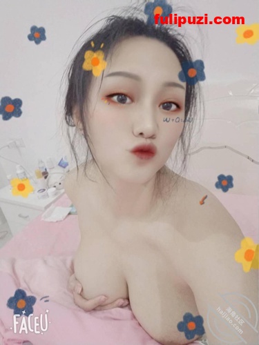 极品反差办公室白领小姐姐露脸发骚自拍 颜值超高奶子超大【204P/74M】