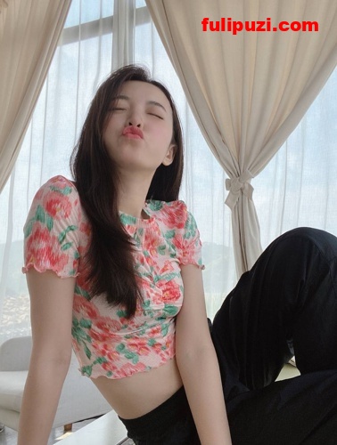 神似关晓彤的校花女神！ 30万粉网红【不二妹妹】推特大尺度露脸自拍全集【1746P+76V/862M】