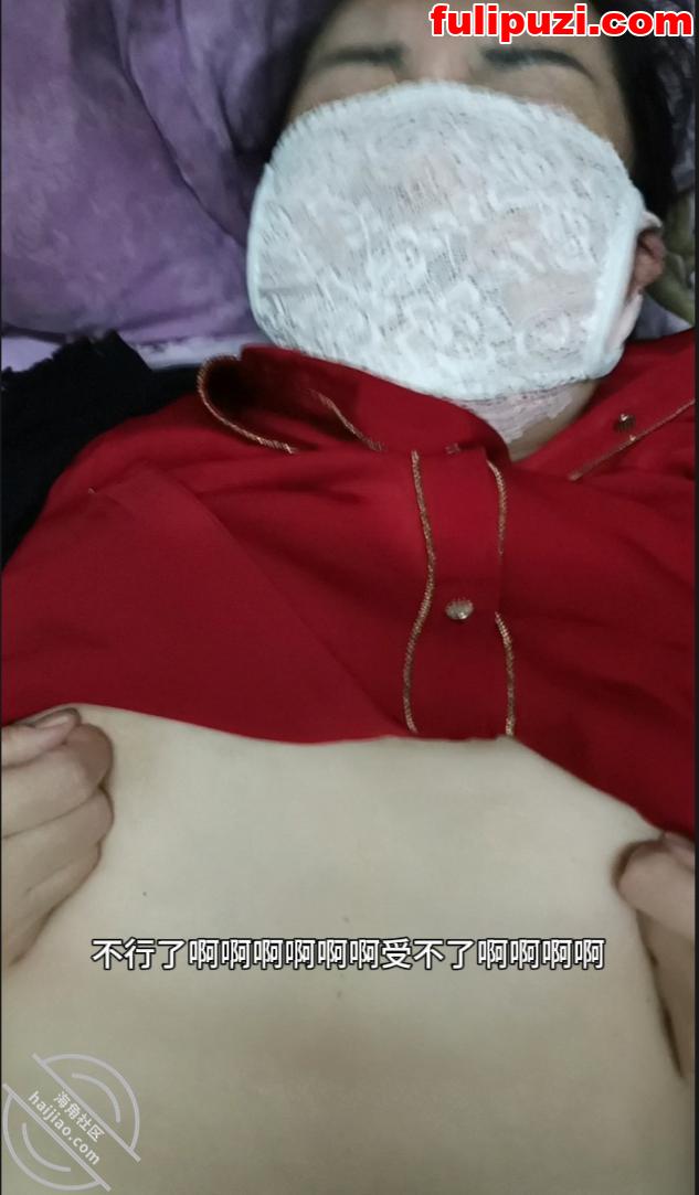 海角大神【与母缠绵】刺激母子乱伦后续1 妈妈跟姥爷打电话我在摸老妈的逼【76P+18V/1.21G】