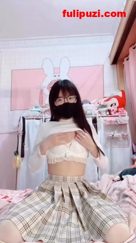 邻家小妹心动的感觉！很多人都在求的眼镜妹合集【7V/7.31g】