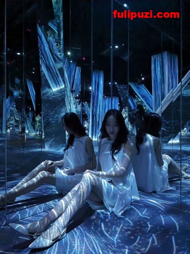 女友变人妻！反差女神人妻宁宁推特大尺度露脸自拍【131P+6V/60M】