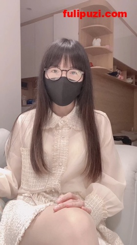 邻家小妹心动的感觉！很多人都在求的眼镜妹合集【7V/7.31g】