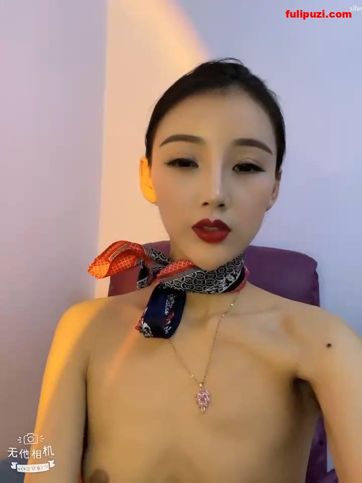 劲爆 ！高颜值东航在职空姐自拍性爱约炮视频流出【42V/588M】