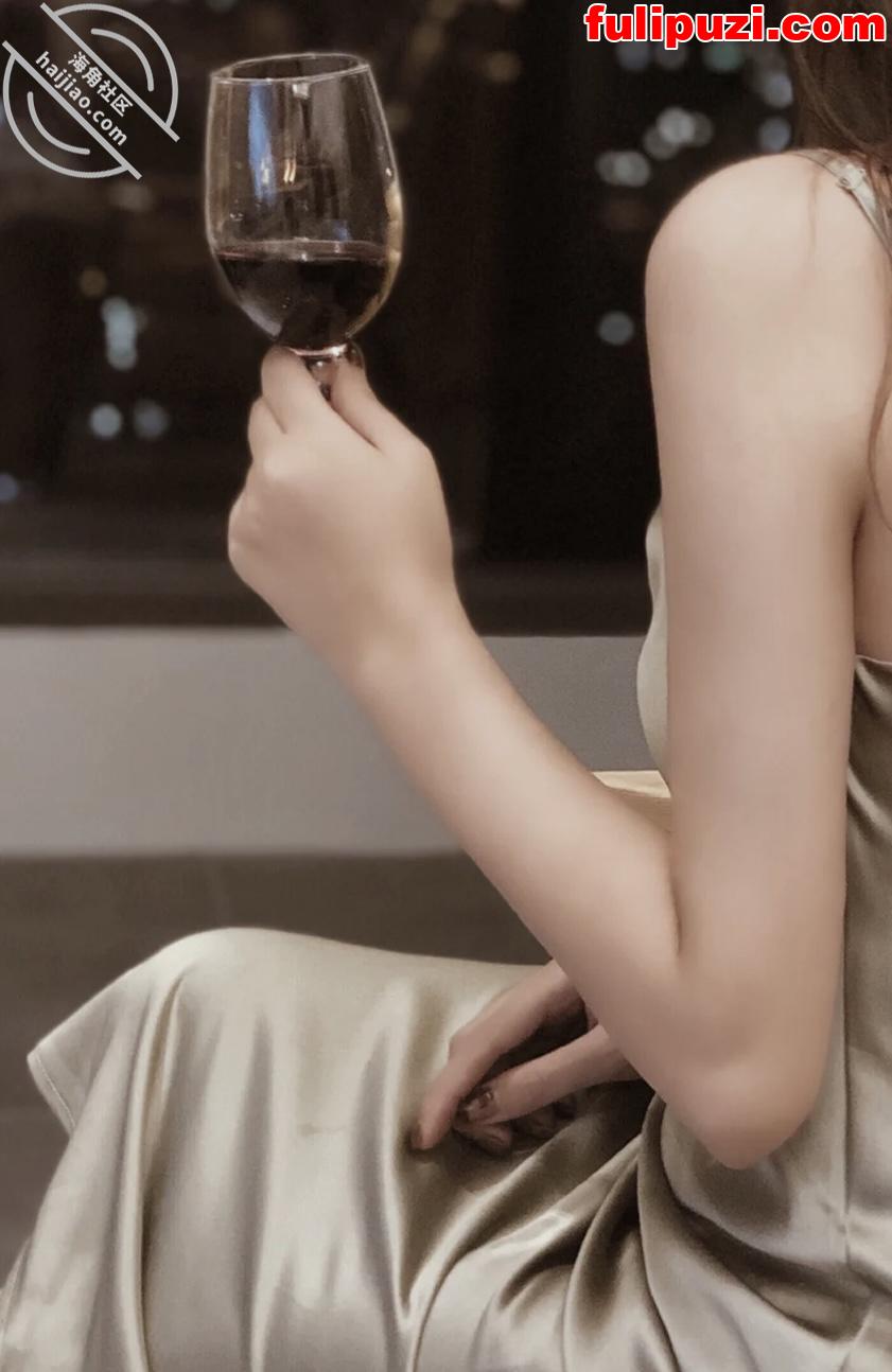 海角【希望堂妹是女朋友】极品白虎 忘带钥匙在楼梯间强操堂妹【42P+5V/569M】