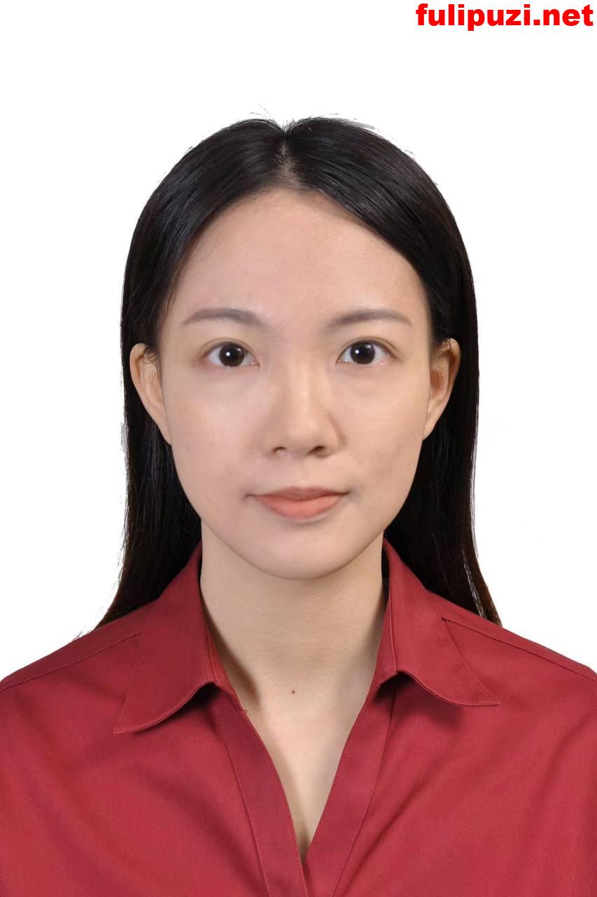 某三甲医院极品反差婊护士吴新园泄密流出 医院刺激口交说出名言：“隔壁有人呐”【135P+106V/5.68G】