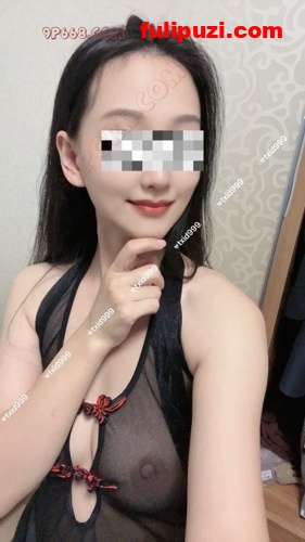 91博主【txid999】大方分享自己媳妇 从抗拒到配合疯骚自拍【669P/433M】