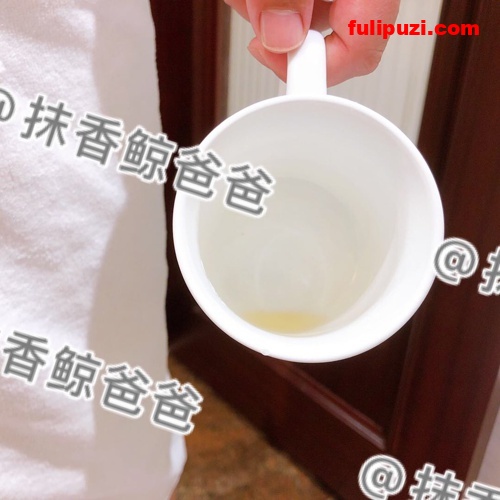 小穴尿壶+圣水茶杯！推特SM大佬宁波抹香鲸爸爸调教小母狗想象力满满【231P+100V/240M】