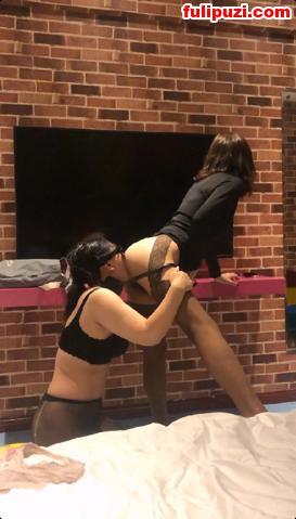 【极品重口】七公主愉悦夫妻S 黄金圣水调教&大奶女奴毒龙舔逼羞辱【13V/2.64G】
