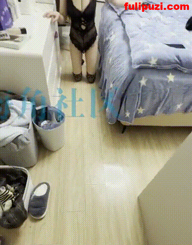 海角【姐姐的奶味】乱伦后续3 把老姐操喷刚内射完姐夫就回来了【268P+15V/2.19G】