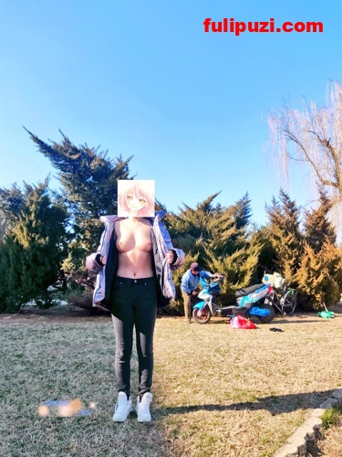 齐逼短裙下体真空餐厅商场疯狂暴露！推特小母狗湿嗒嗒的露出视图集【128P+34V/126M】