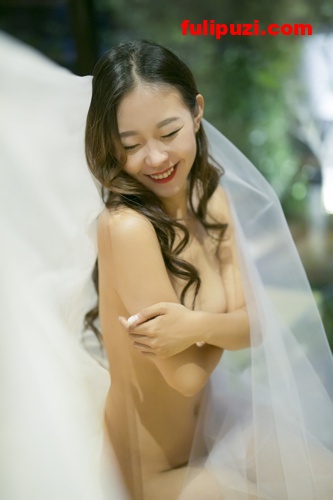 反差度爆表！推特猫叔新娘作品 高贵的新娘穿着婚纱露奶露逼淫荡之极【1070P/192M】