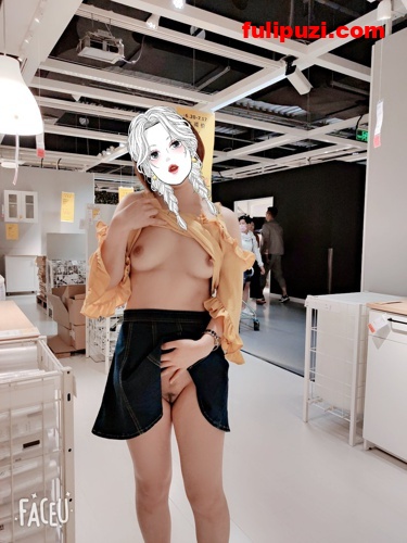 齐逼短裙下体真空餐厅商场疯狂暴露！推特小母狗湿嗒嗒的露出视图集【128P+34V/126M】