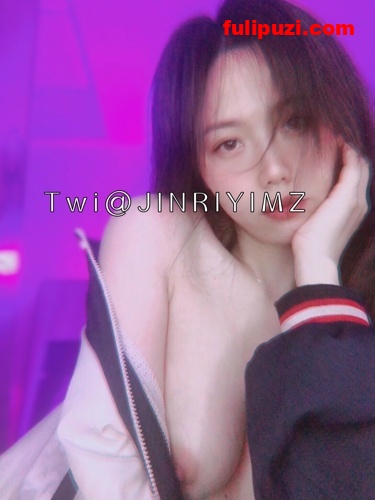 推特美娇娘【美枝】反差福利自拍 人前玉女人后欲女【100P+50V/162M】