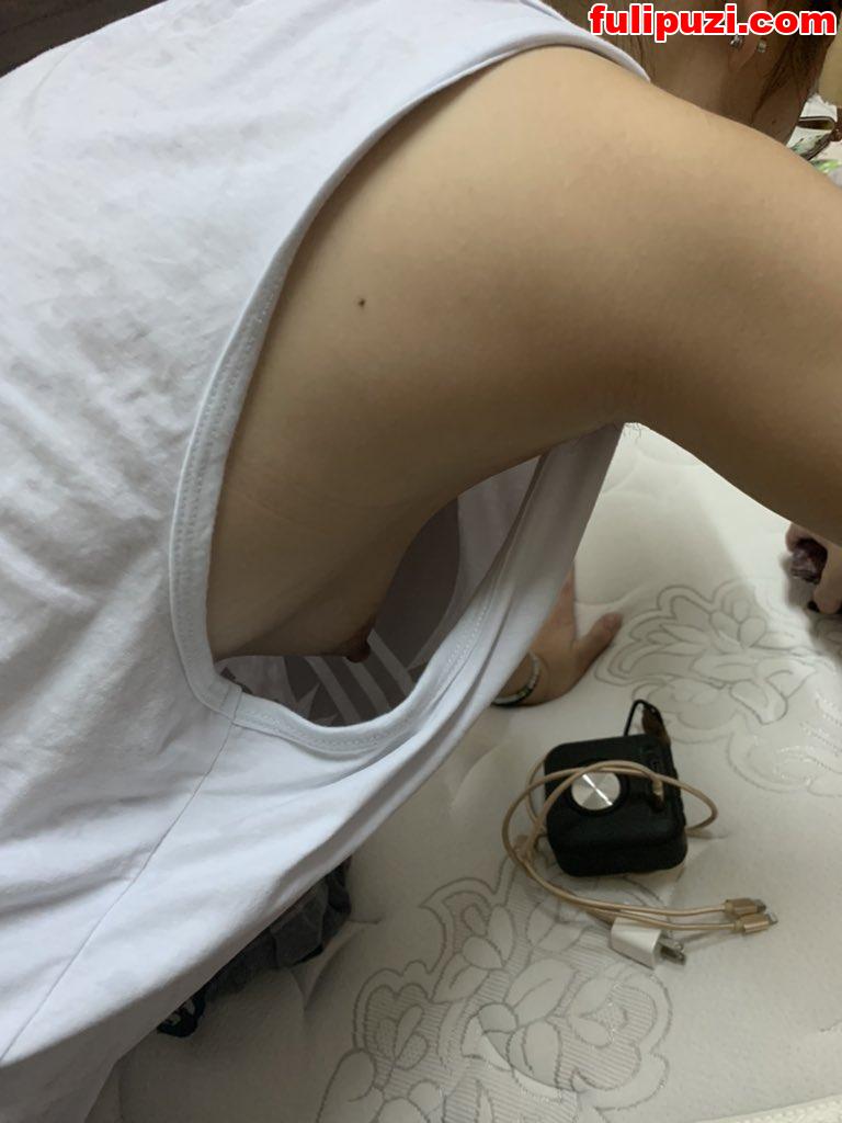 台湾人妻【H＆咪】推特记录从大肚孕妇到哺乳奶牛全过程【601P+50V/375M】