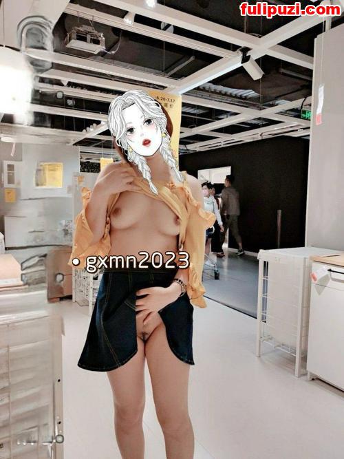 推特极品骚逼【憨堡宝】福利 喜欢到处喷水喷尿堪称人体滋水枪【43P+47V/125M】