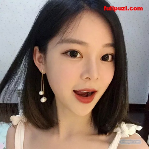 反差美女刘娅婷大尺度日常撩骚视图泄密流出【506P+1V/692MB】