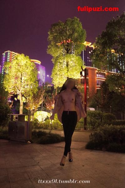 经典老物件! 超强露出博主十连发！ DrLee小姐机车露出&人间精灵全裸spa【1873P+29V/3.13G】