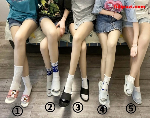 各种暴虐狗奴差点把鸡巴玩废 推特极品黑丝高跟女王Cindy的调教记录【478P+180V/1.03G】