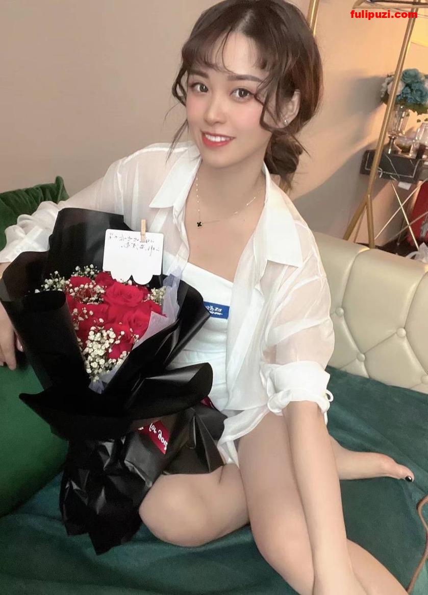 那些年出差操过的鸡系列第三期 后入爆操神似周雨彤的小姐姐【331P+353V/5.18G】