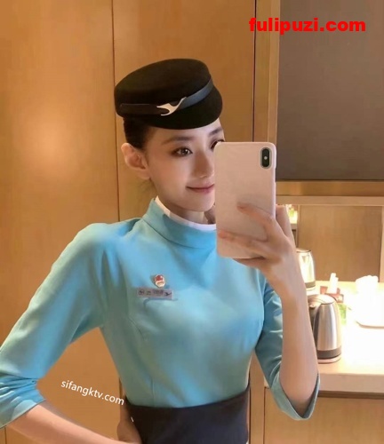 真实空姐稀缺航空三部曲 2021各大航空美丽空姐不与人知的真实反差【44P+288V/4.34G】